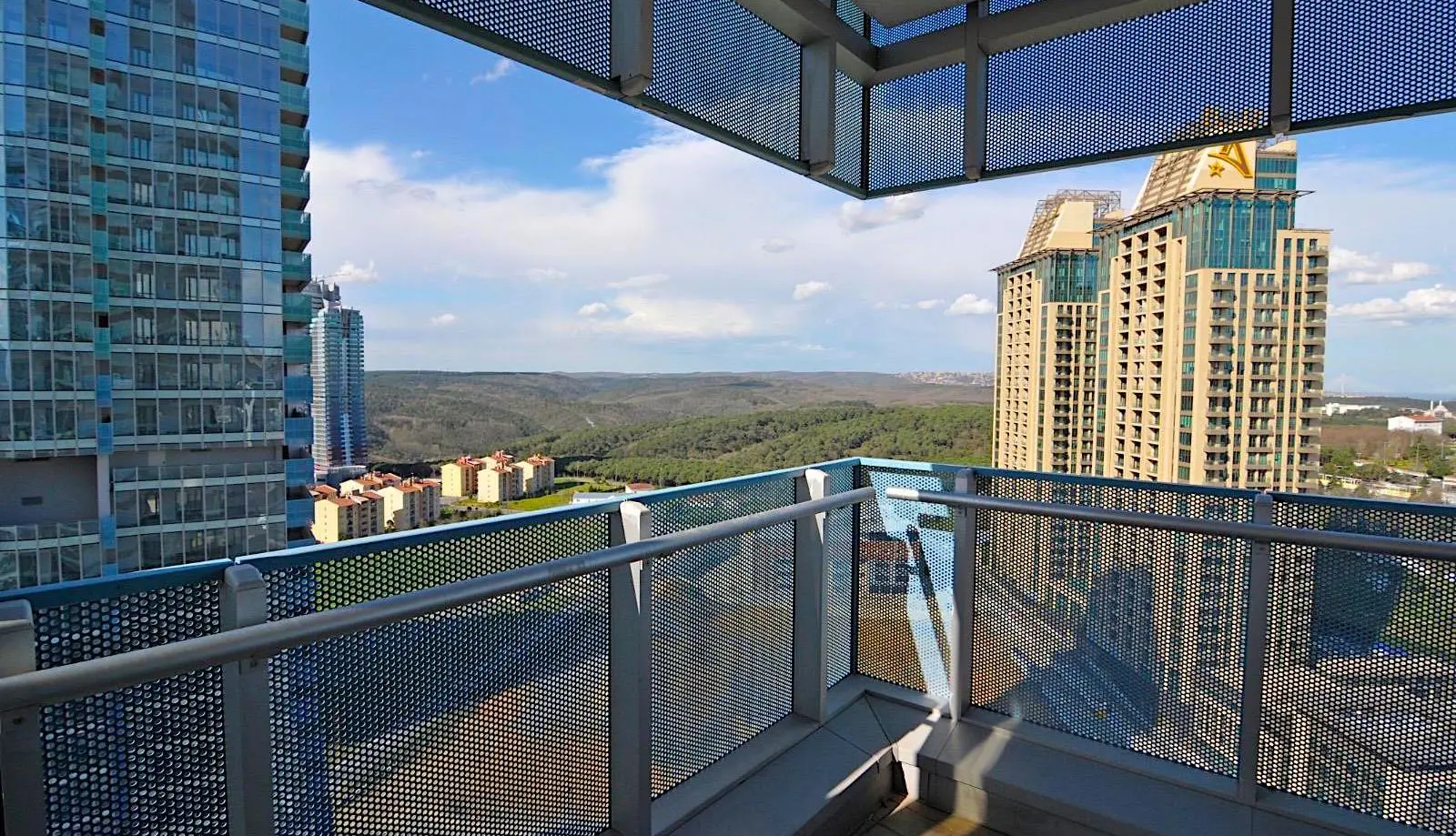 Real estate in Istanbul Maslak